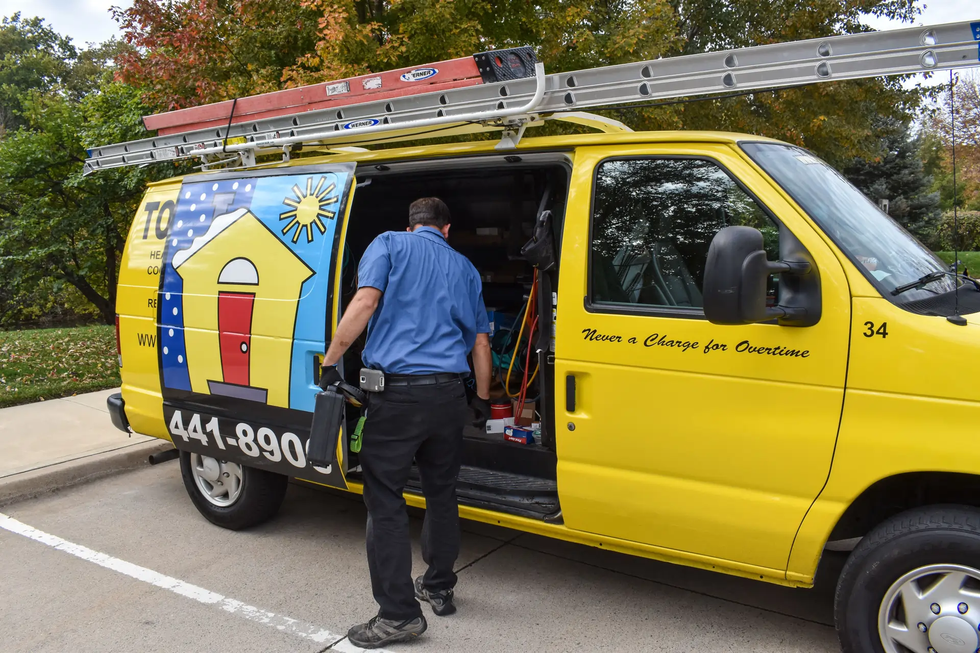 Top Notch Heating, Cooling & Plumbing technician